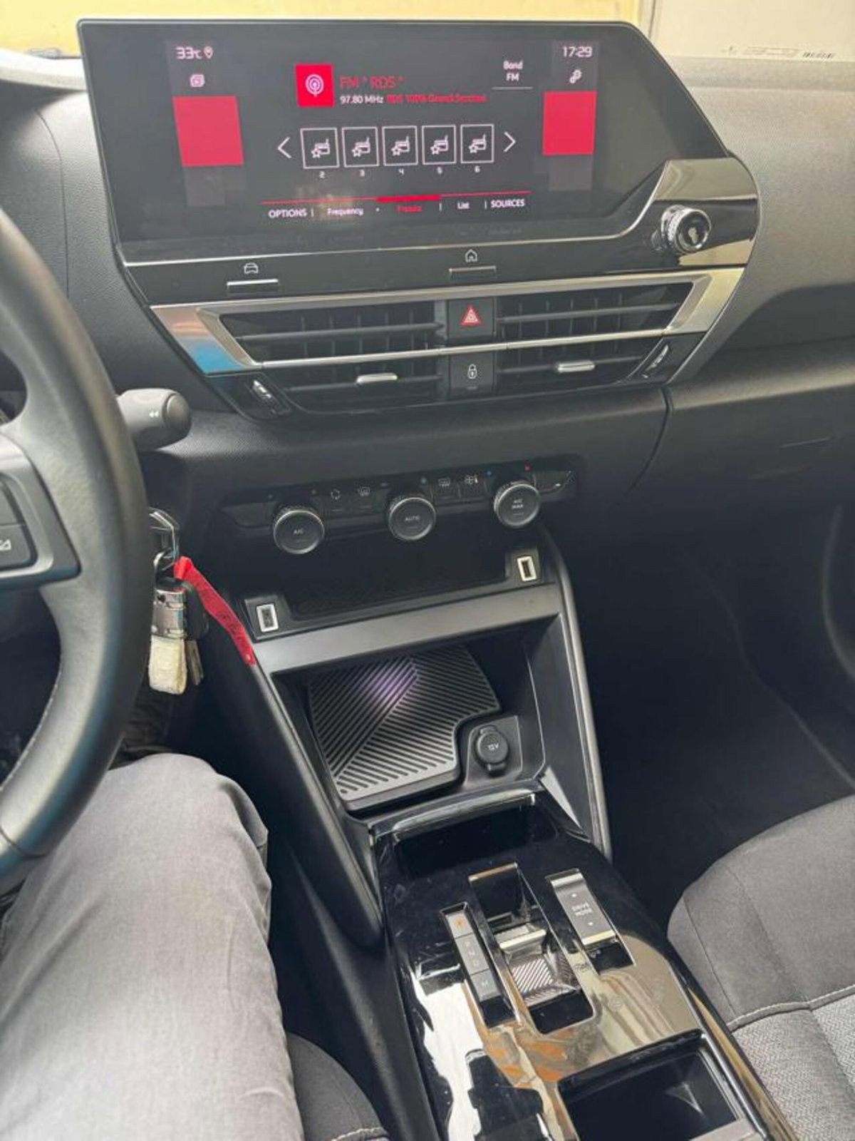 Citroen C4 PureTech 130 S&S EAT8 Feel Pack (15)