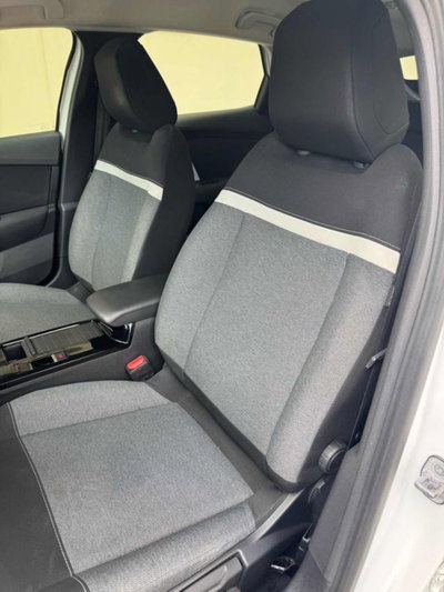 Citroen C4 PureTech 130 S&S EAT8 Feel Pack (7)