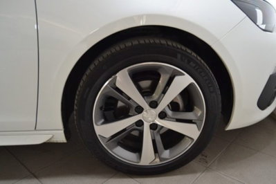 Peugeot 308 BlueHDi 130 S&S GT Line (14)