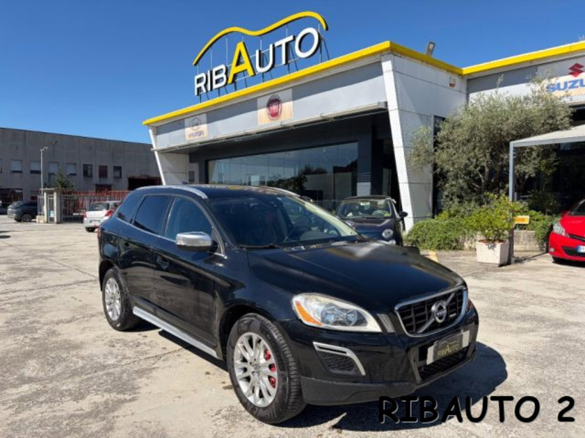 Volvo XC60 D4 AWD Geartronic Summum (15)