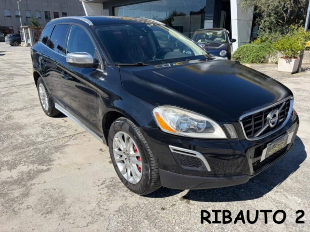 Volvo XC60 D4 AWD Geartronic Summum (6)