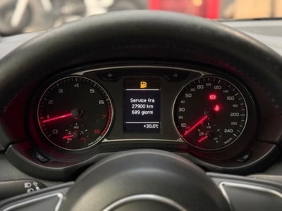 Audi A1 1.2 TFSI Ambition (14)