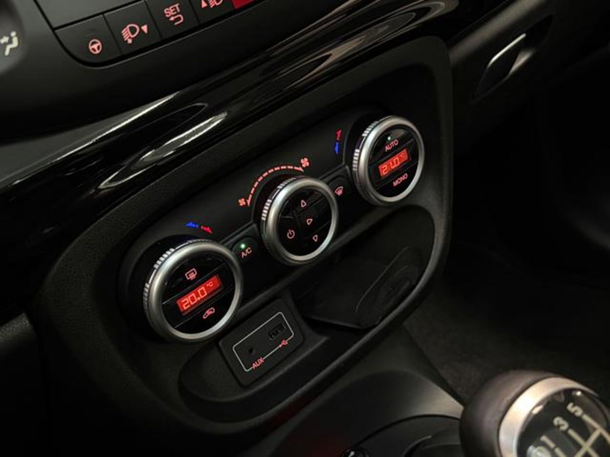 Fiat 500L 1.4 T-Jet 120 CV GPL Trekking (16)