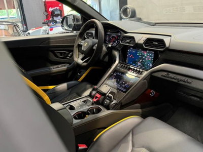 Lamborghini Urus 4.0 V8 Performante auto (13)