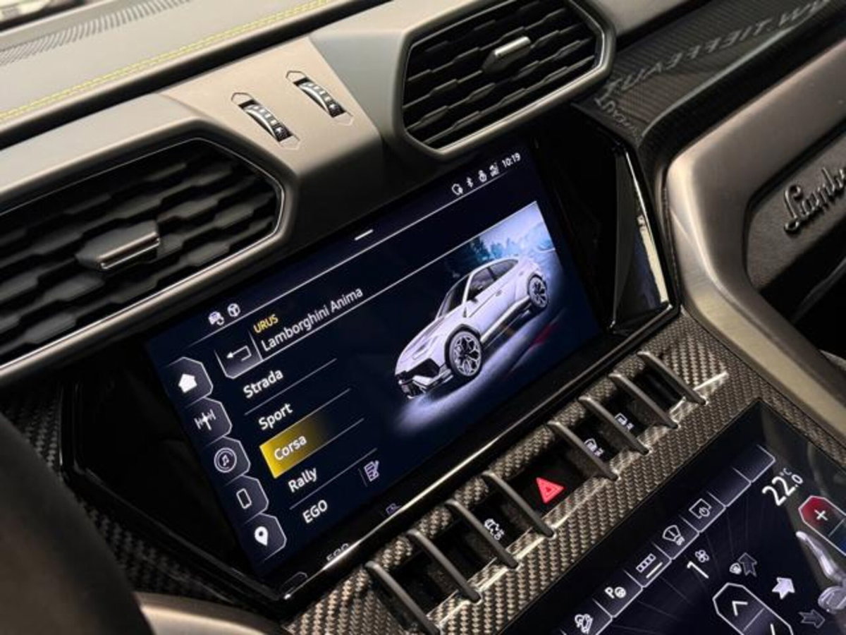 Lamborghini Urus 4.0 V8 Performante auto (18)