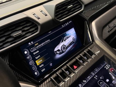 Lamborghini Urus 4.0 V8 Performante auto (18)