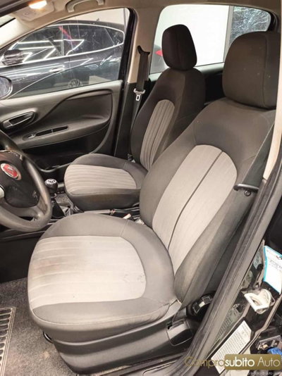Fiat Punto 1.2 8V 5 porte Street (11)