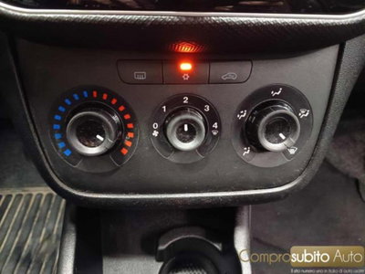 Fiat Punto 1.2 8V 5 porte Street (19)