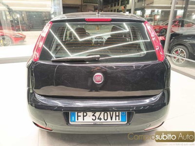 Fiat Punto 1.2 8V 5 porte Street (8)
