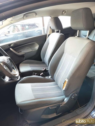 Ford Fiesta 1.4 3 porte Bz.- GPL Titanium (13)