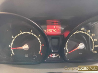 Ford Fiesta 1.4 3 porte Bz.- GPL Titanium (19)