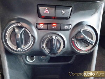 Peugeot 208 HDi 68 CV 5 porte Allure (17)