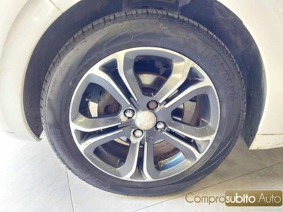 Peugeot 208 HDi 68 CV 5 porte Allure (18)