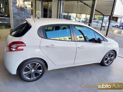 Peugeot 208 HDi 68 CV 5 porte Allure (6)