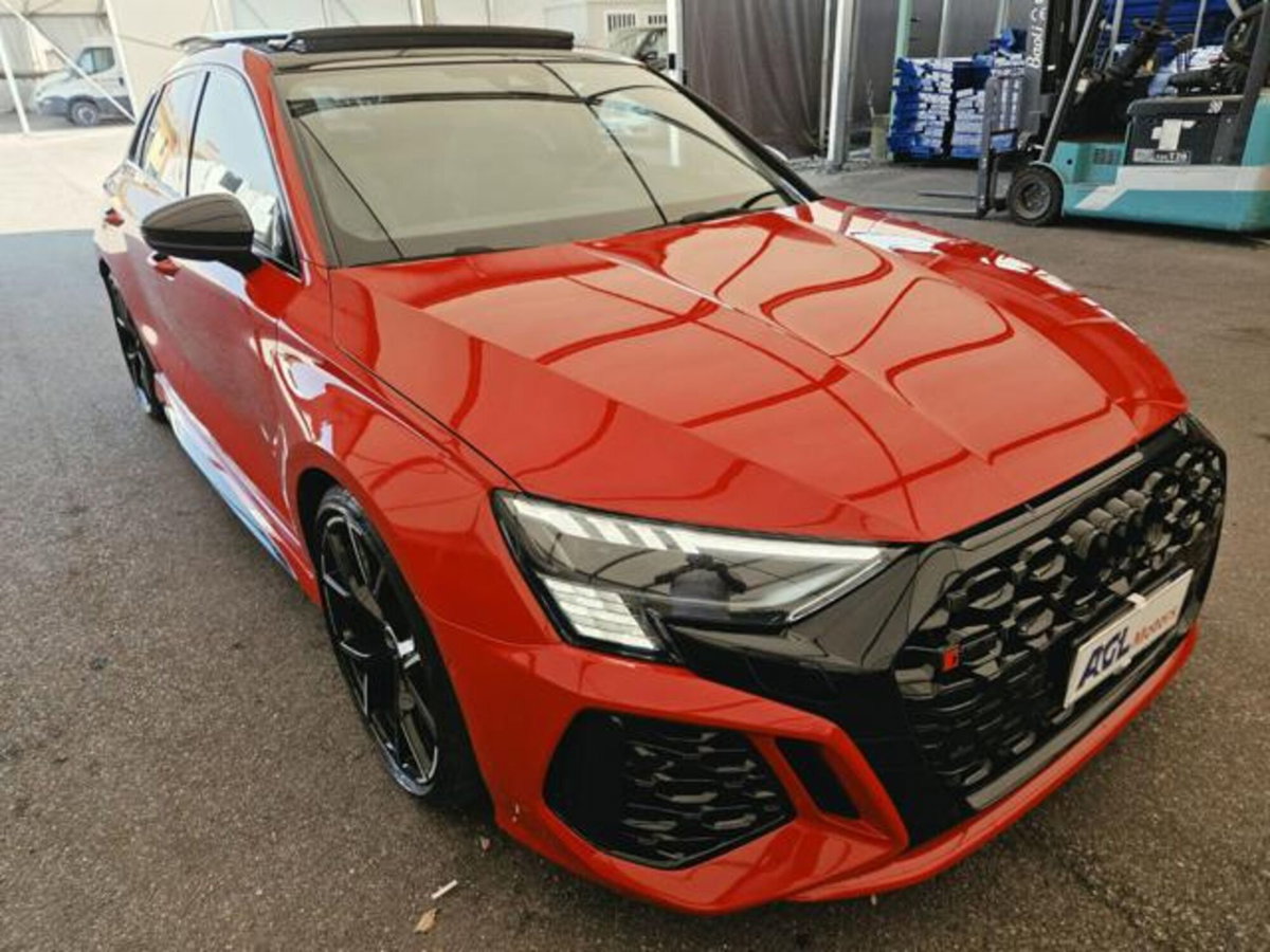 Audi RS 3 Sportback 2.5 tfsi quattro s-tronic (2)