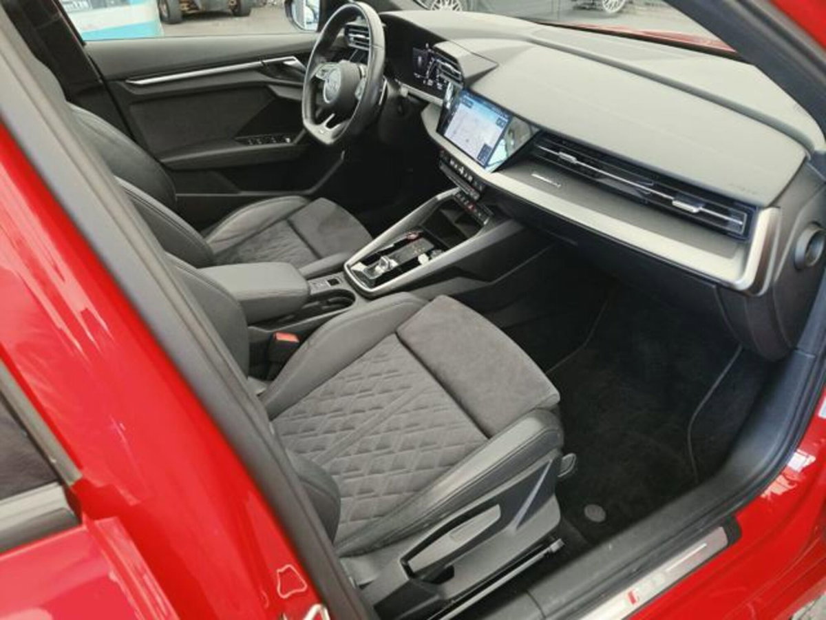 Audi RS 3 Sportback 2.5 tfsi quattro s-tronic (9)