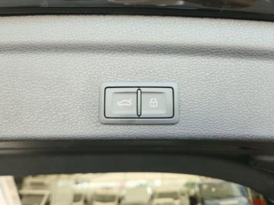 Audi RS Q3 Sportback 2.5 quattro s-tronic (9)