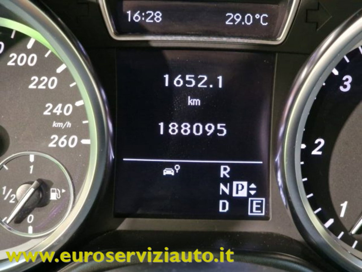 Mercedes-Benz Classe ML 250 BlueTEC 4Matic Sport (13)