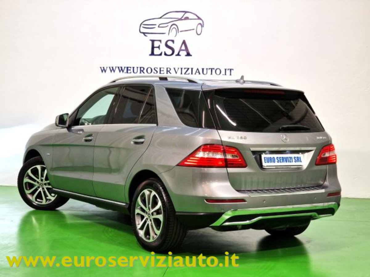 Mercedes-Benz Classe ML 250 BlueTEC 4Matic Sport (4)