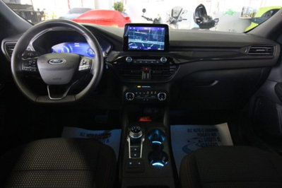 Ford Kuga 2.5 Full Hybrid 190 CV CVT 2WD ST-Line Design (11)