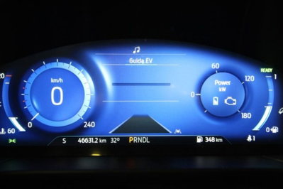Ford Kuga 2.5 Full Hybrid 190 CV CVT 2WD ST-Line Design (8)