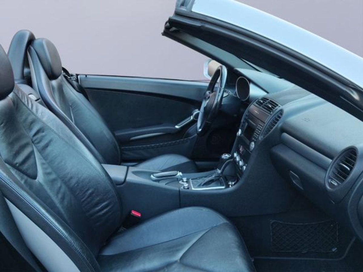 Mercedes-Benz SLK 200 Kompressor cat Sport (11)