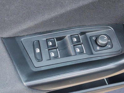 Volkswagen T-Roc 1.0 TSI Style (18)
