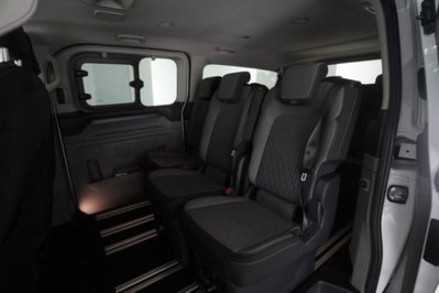 Ford Tourneo Custom 320 2.0 EcoBlue 170CV aut. PL Titanium (10)