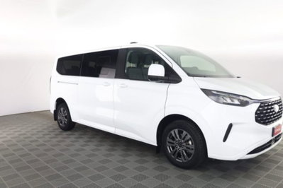 Ford Tourneo Custom 320 2.0 EcoBlue 170CV aut. PL Titanium (2)