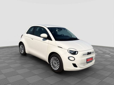 Fiat 500e Action Berlina 23,65 kWh (7)