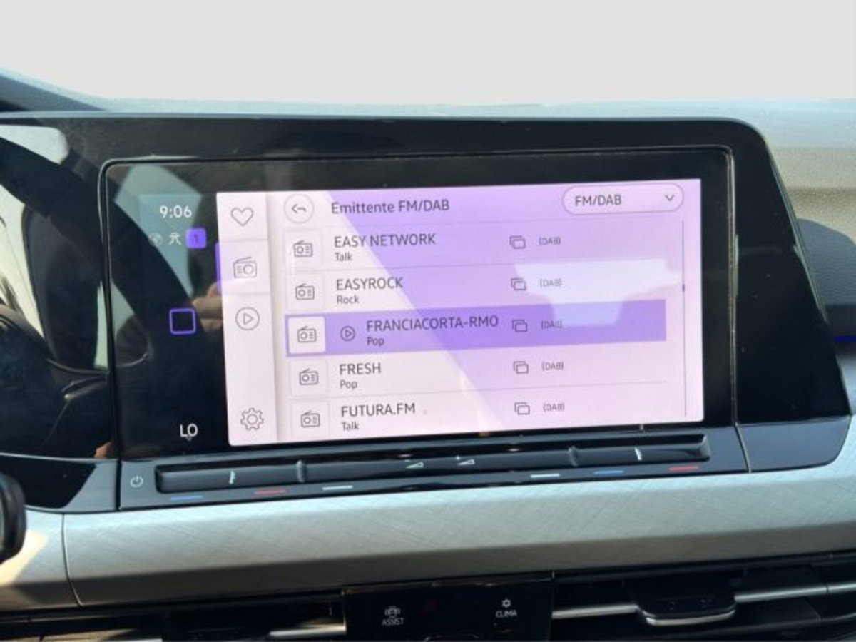 Volkswagen Golf Variant 1.0 eTSI EVO DSG Life (17)