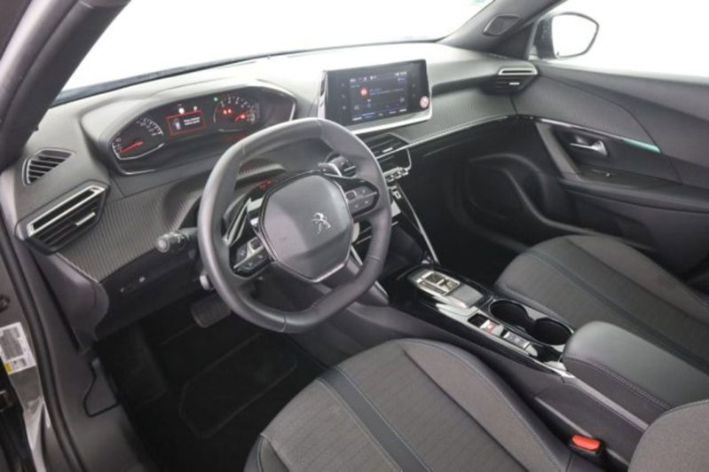 Peugeot 2008 1.2 puretech Allure s&s 130cv eat8