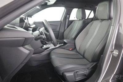 Peugeot 2008 1.2 puretech Allure s&s 130cv eat8 (2)