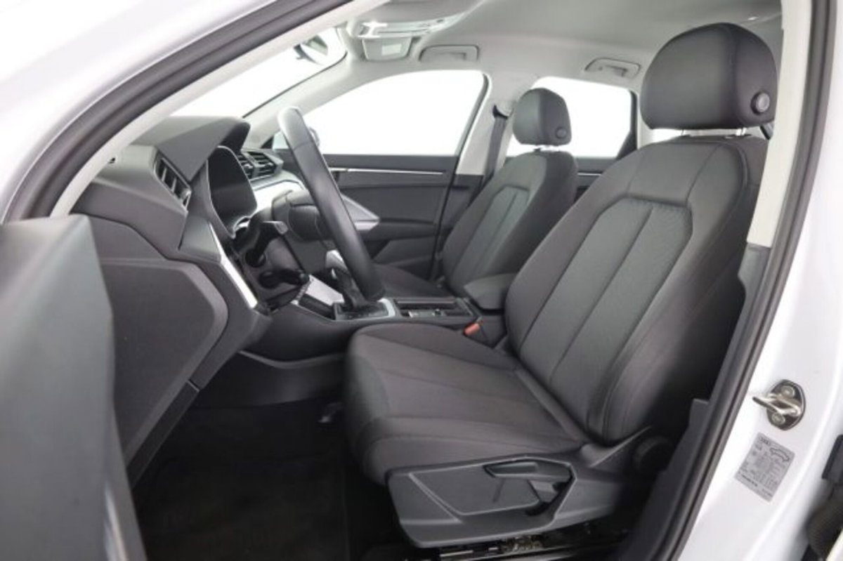 Audi Q3 35 TDI quattro S tronic Business Advanced (3)