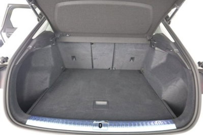 Audi Q3 35 TDI quattro S tronic Business Advanced (5)