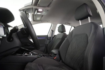Volkswagen Golf 1.5 eTSI 130 CV EVO ACT DSG Style (2)