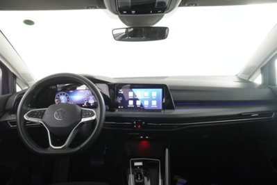 Volkswagen Golf 1.5 eTSI 130 CV EVO ACT DSG Style (4)