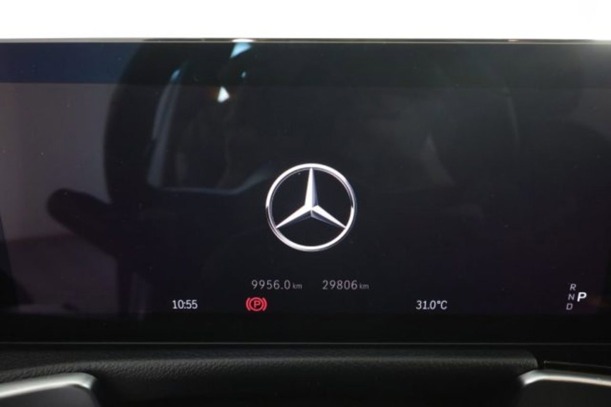 Mercedes-Benz GLB 200 d Progressive Advanced Plus auto (7)