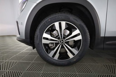 Mercedes-Benz GLB 200 d Progressive Advanced Plus auto (8)