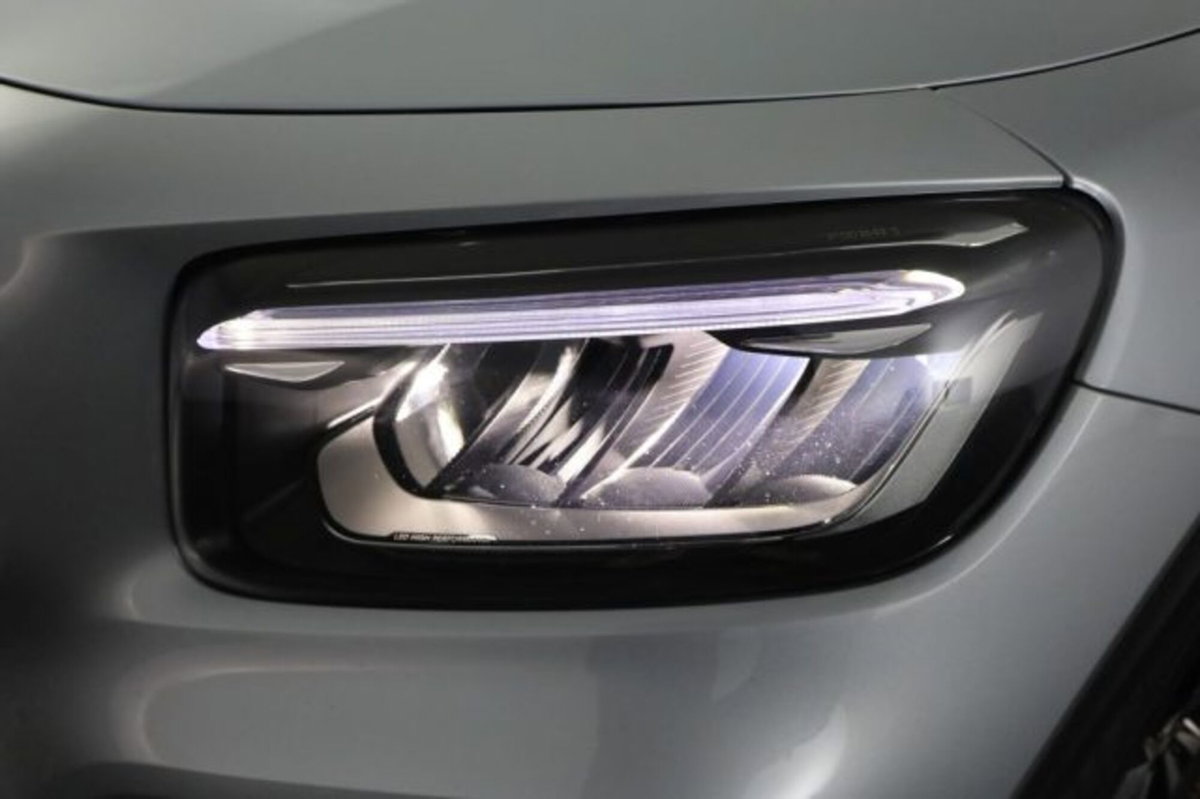 Mercedes-Benz GLB 200 d Progressive Advanced Plus auto (9)