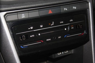 Volkswagen T-Roc 1.0 TSI Style (12)