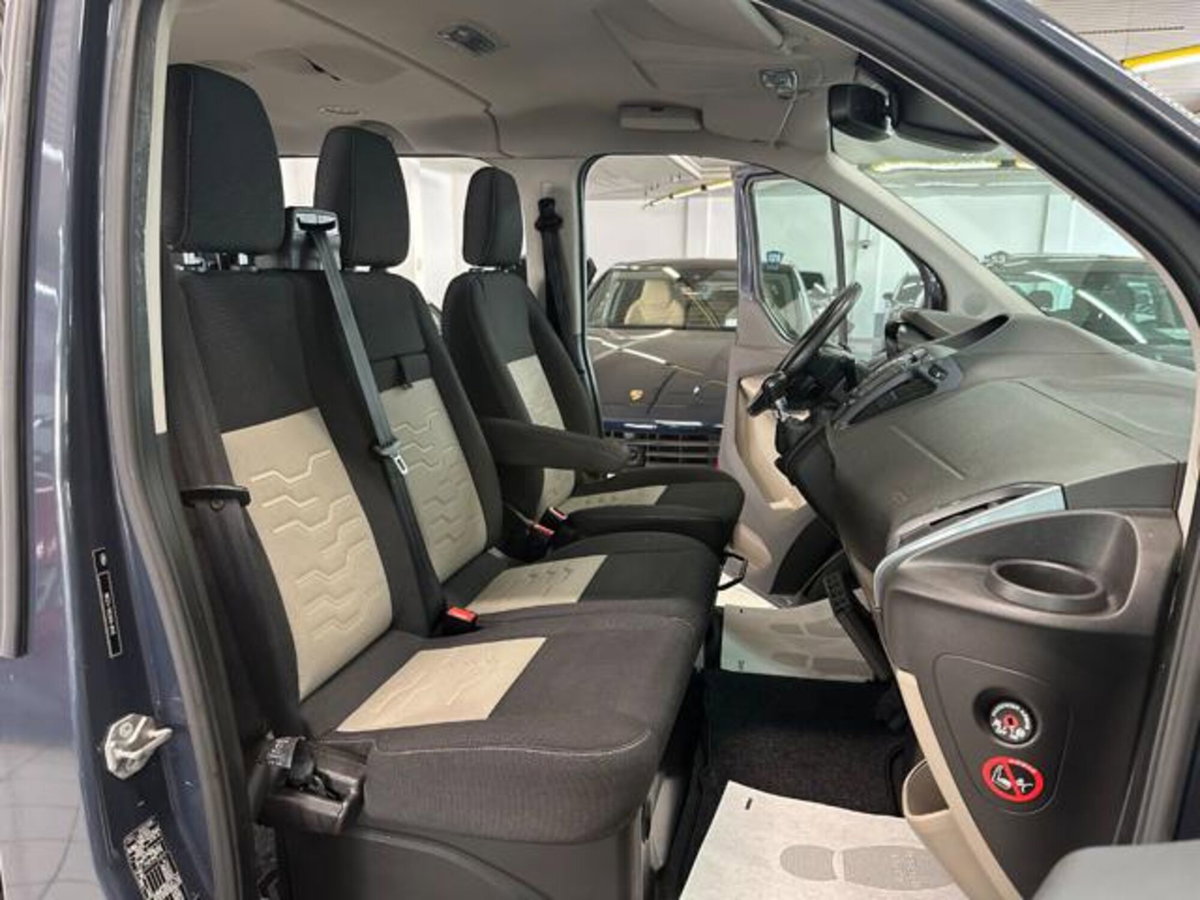 Ford Tourneo Custom 300 2.2 TDCi 155CV PL Trend (10)