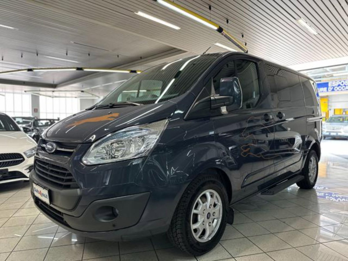 Ford Tourneo Custom 300 2.2 TDCi 155CV PL Trend (2)