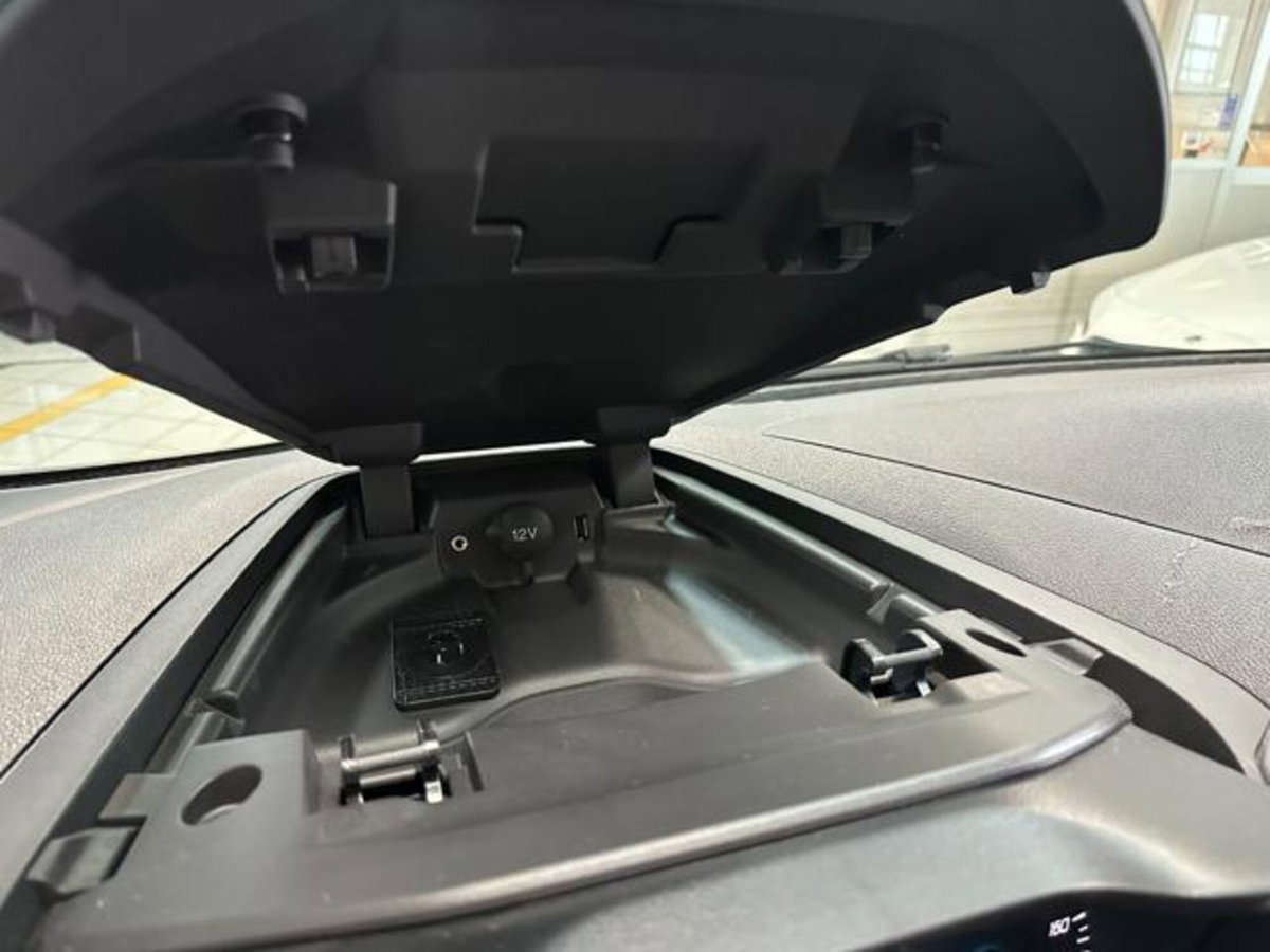Ford Tourneo Custom 300 2.2 TDCi 155CV PL Trend (20)