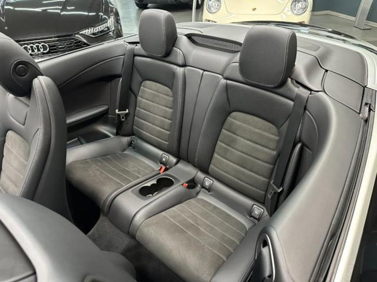 Mercedes-Benz SLC 200 AMG line (12)