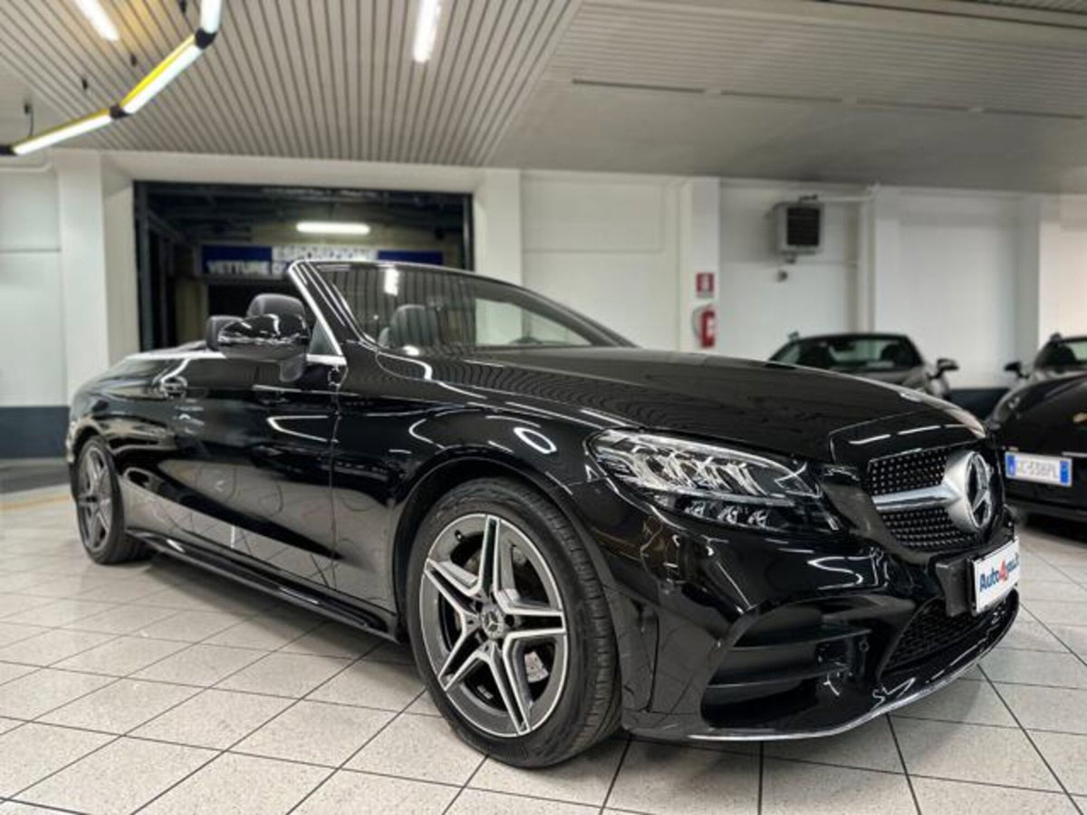 Mercedes-Benz SLC 200 AMG line (16)