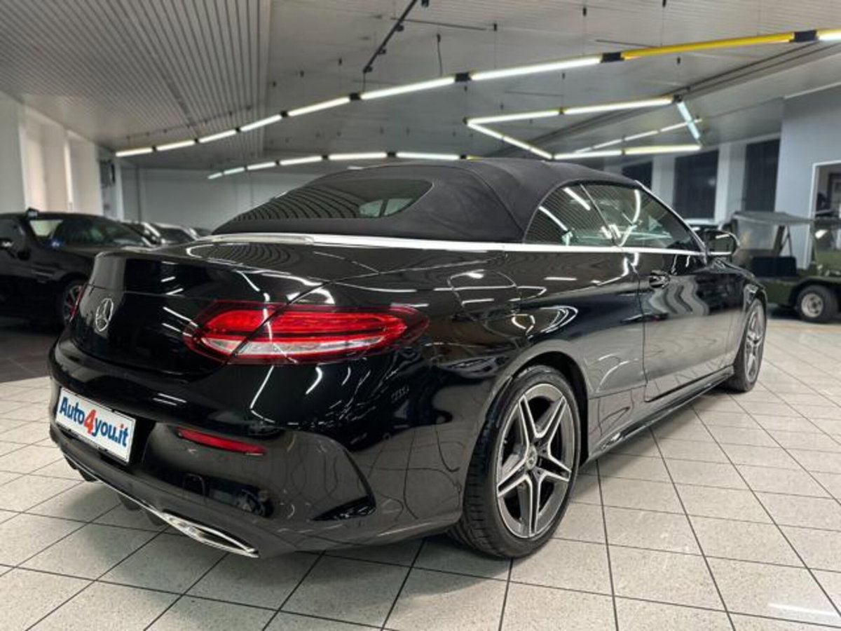 Mercedes-Benz SLC 200 AMG line (18)