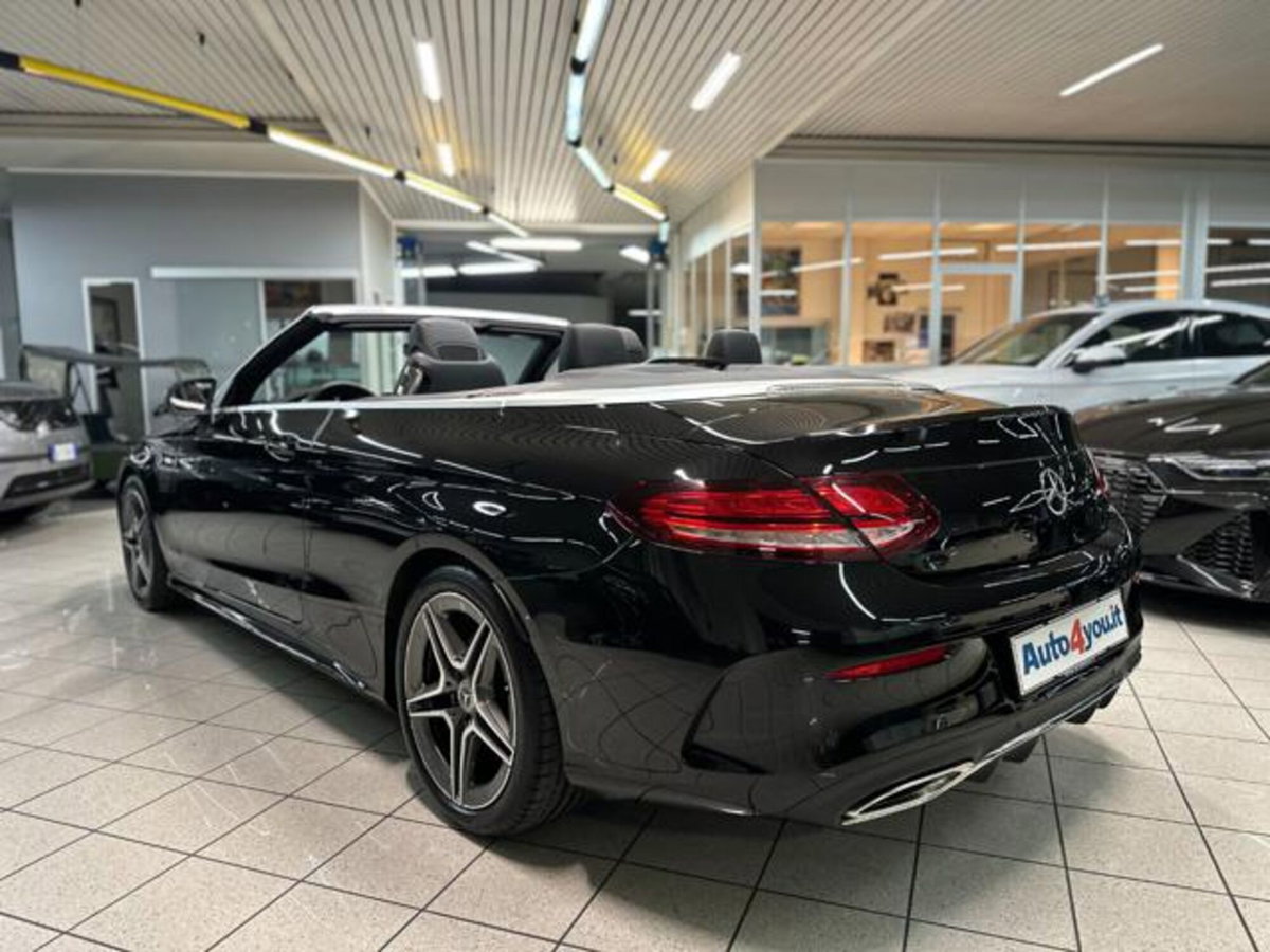 Mercedes-Benz SLC 200 AMG line (4)