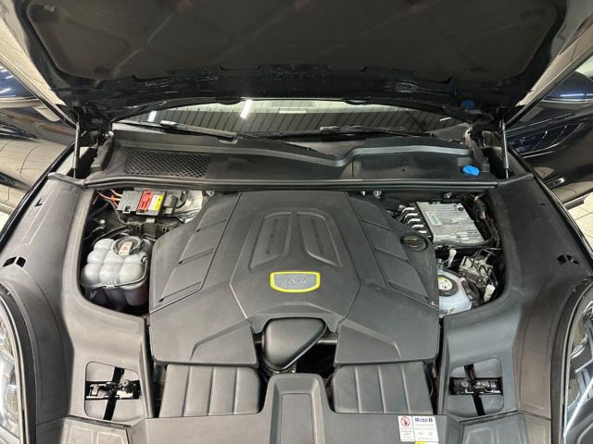 Porsche Cayenne Coupé 3.0 V6 (6)