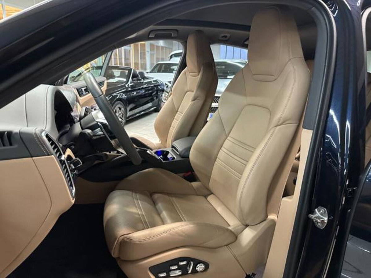 Porsche Cayenne Coupé 3.0 V6 (9)